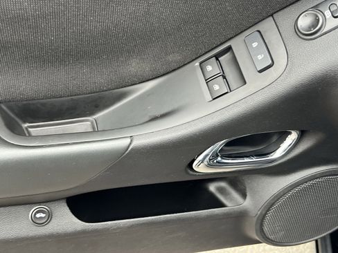 Used 2015 Chevrolet Camaro LT w/ 1LT Preferred Package image 15