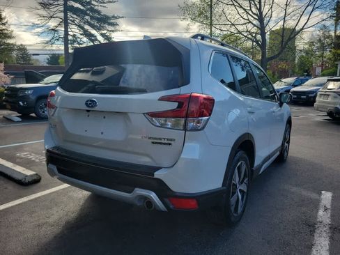 Used 2020 Subaru Forester Touring image 3