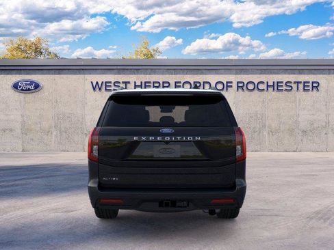 Used 2026 Ford Expedition Active AWD/4WD image 6