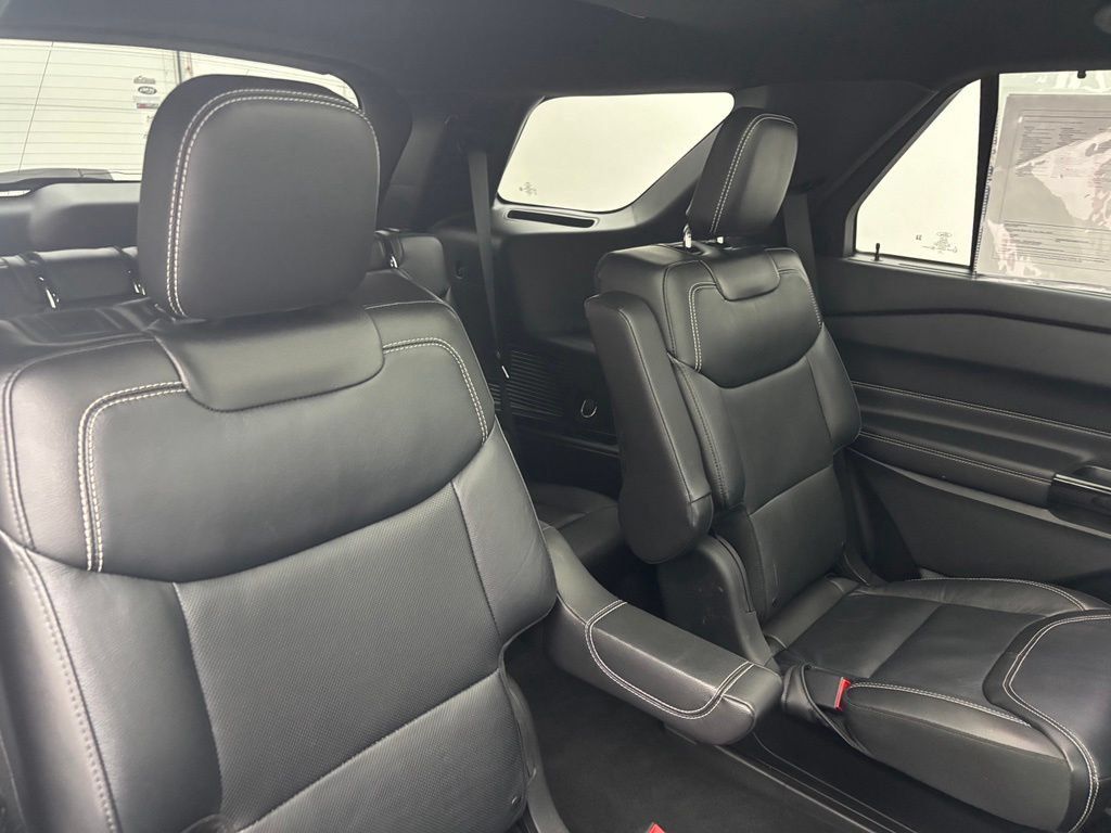 Used 2023 Ford Explorer ST w/ Equipment Group 401A AWD/4WD image 46