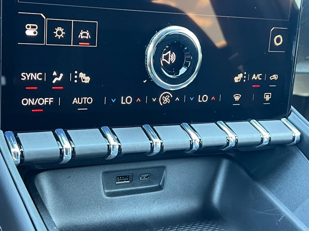 New 2027 GMC Terrain Elevation w/ Elevation Premium Package AWD/4WD image 26