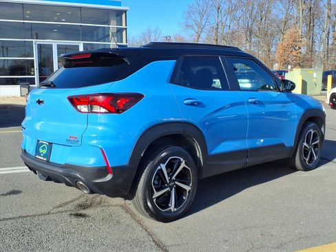Certified 2023 Chevrolet TrailBlazer RS w/ Sun and Liftgate Package image 7