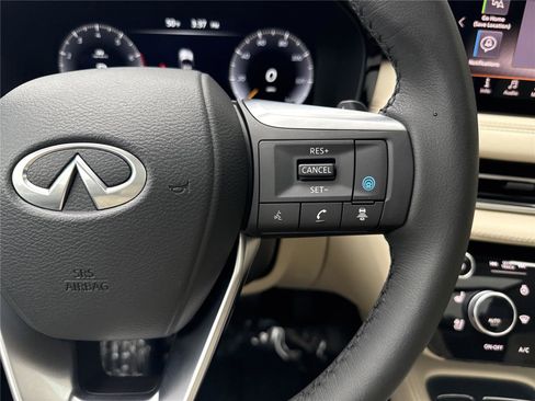 Certified 2025 INFINITI QX60 Luxe image 14