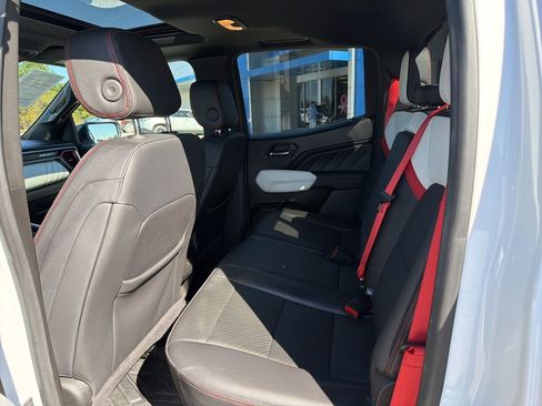 Used 2024 GMC Canyon AT4X image 37