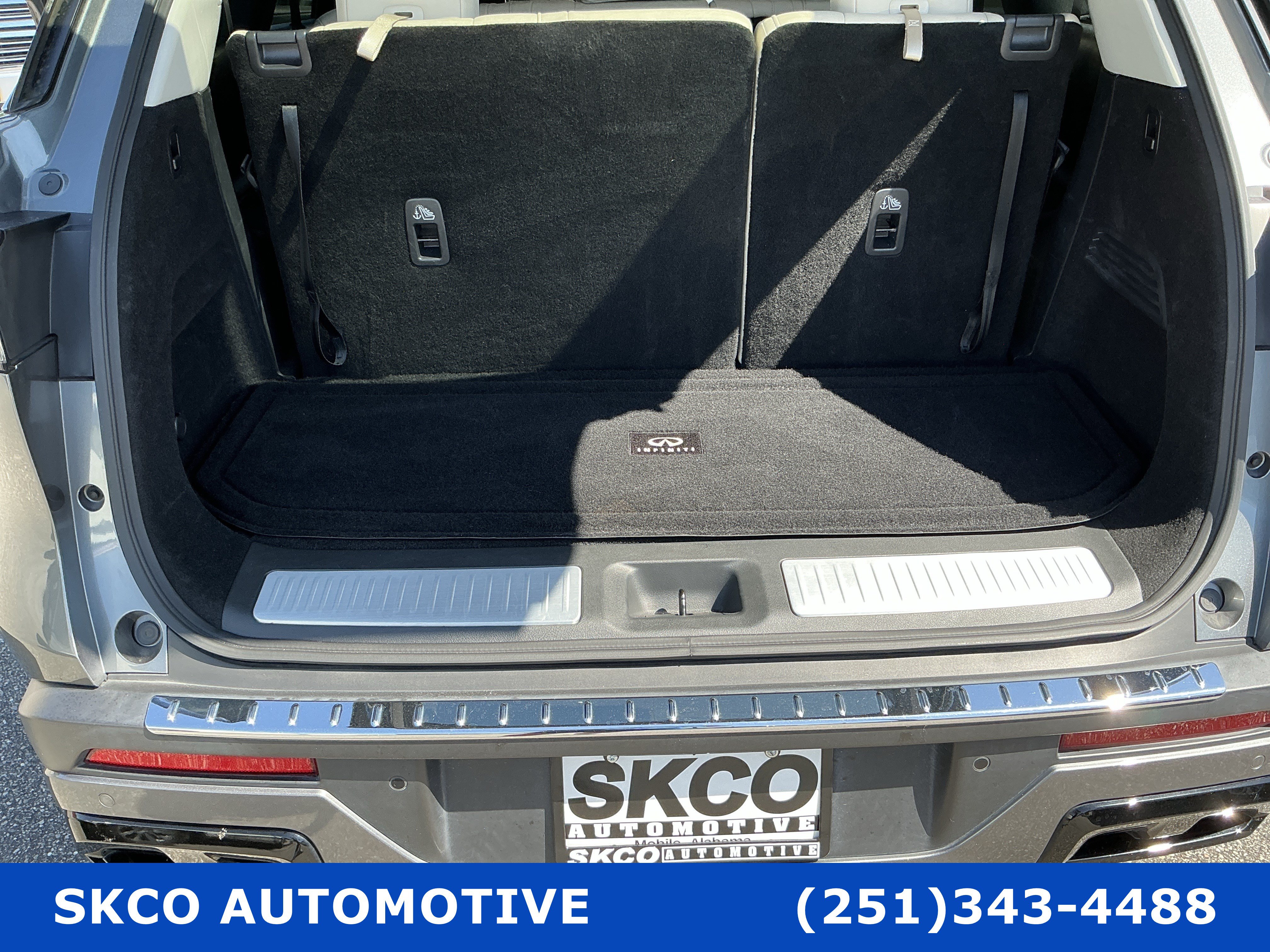 Used 2023 INFINITI QX60 Luxe w/ Cargo Package FWD image 21