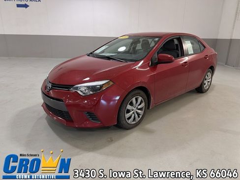 Used 2016 Toyota Corolla LE image 1