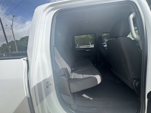 Used 2024 Chevrolet Silverado 3500 LT w/ Convenience Package AWD/4WD image 10
