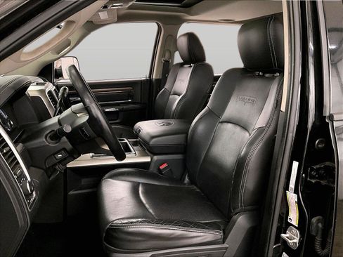 Used 2015 RAM 2500 Laramie w/ Convenience Group AWD/4WD image 24