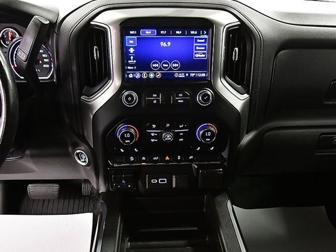 Used 2021 Chevrolet Silverado 1500 LT Trail Boss w/ Convenience Package II image 26