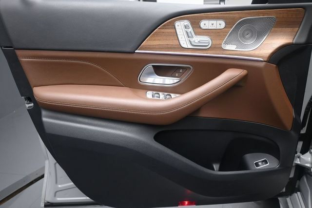 Certified 2025 Mercedes-Benz GLE 350 4MATIC image 17