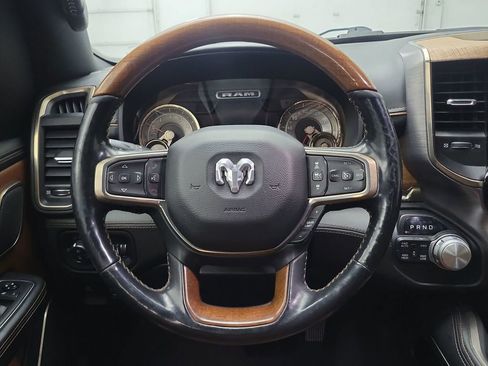 Used 2019 RAM 1500 Limited image 11