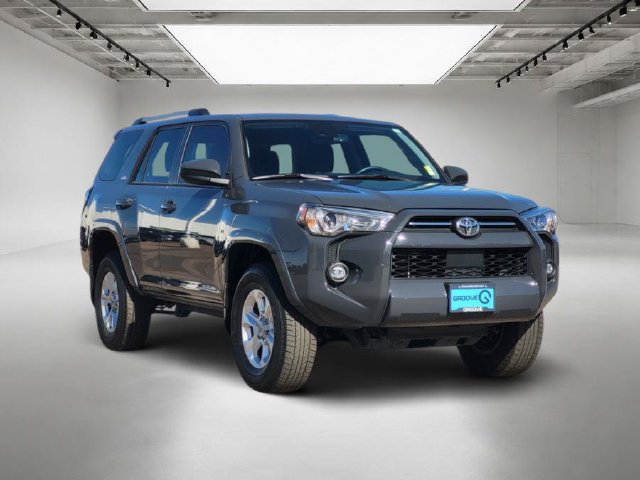 Used 2024 Toyota 4Runner SR5 AWD/4WD image 7