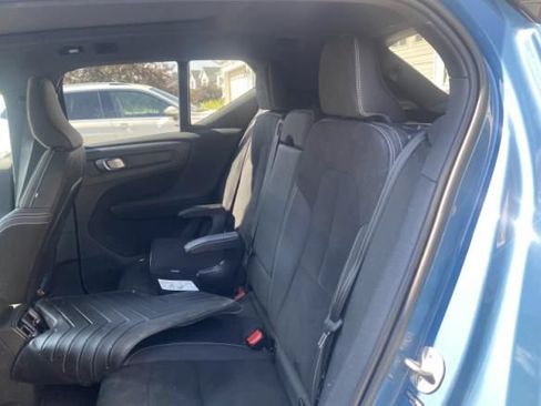 Used 2023 Volvo XC40 Recharge Plus AWD/4WD image 8