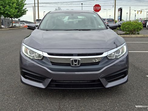 Used 2017 Honda Civic EX image 2