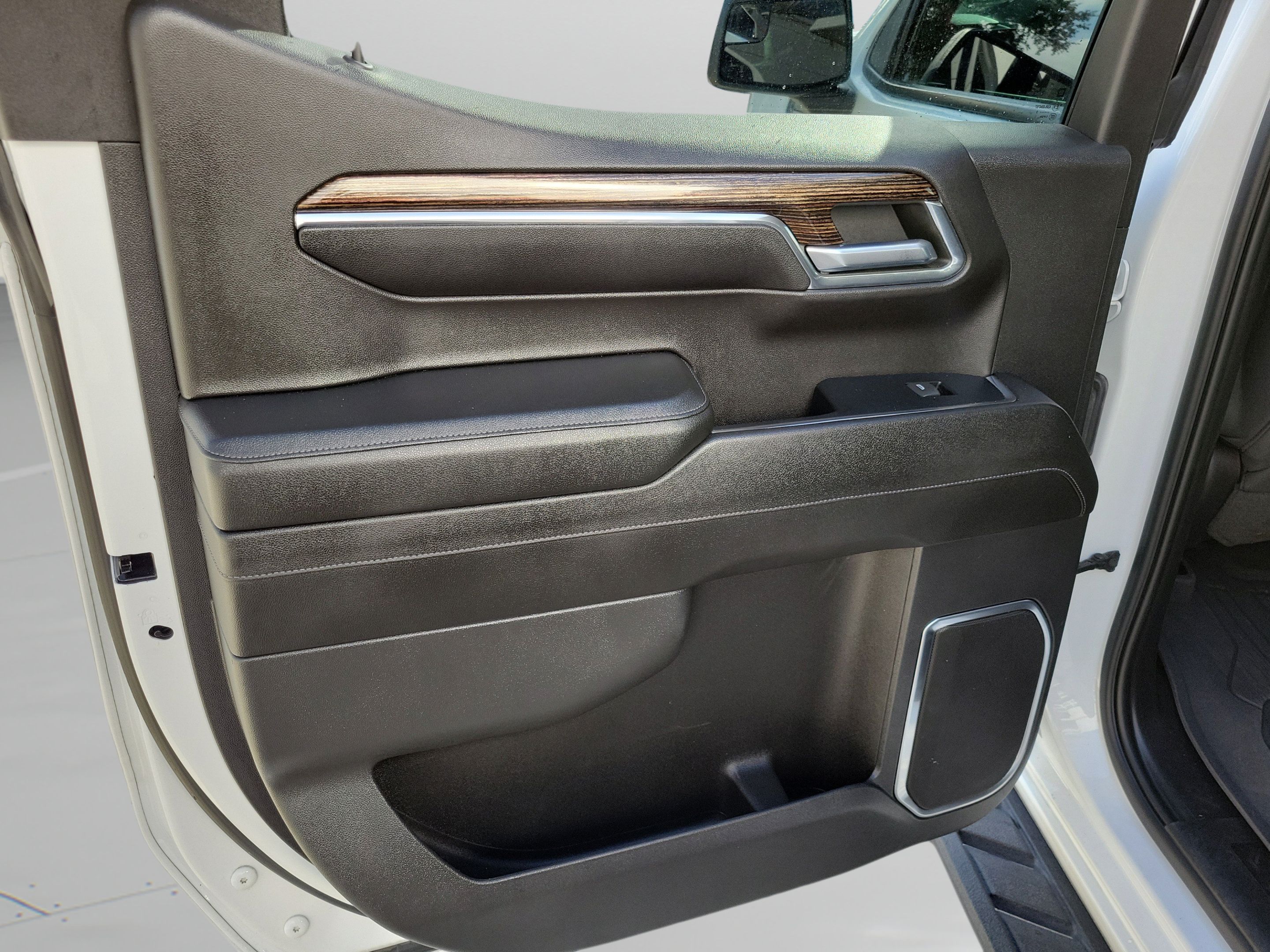 Used 2023 GMC Sierra 1500 Elevation AWD/4WD image 26