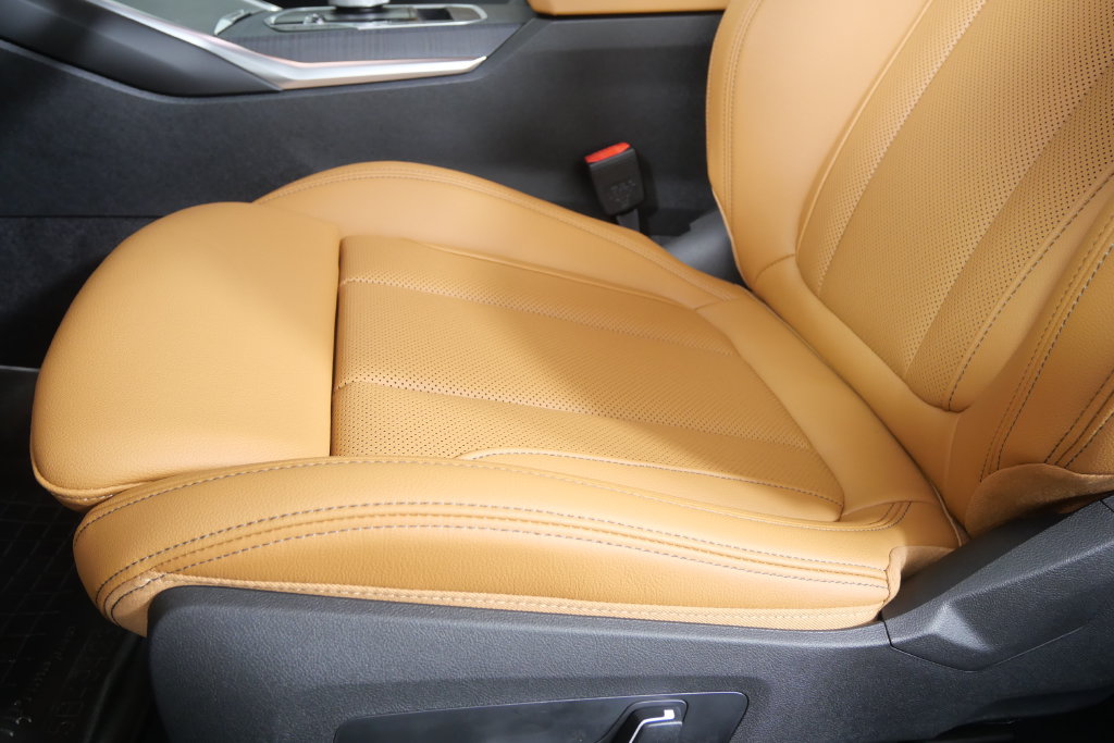 New 2027 BMW 430i Convertible w/ Premium Package RWD image 12