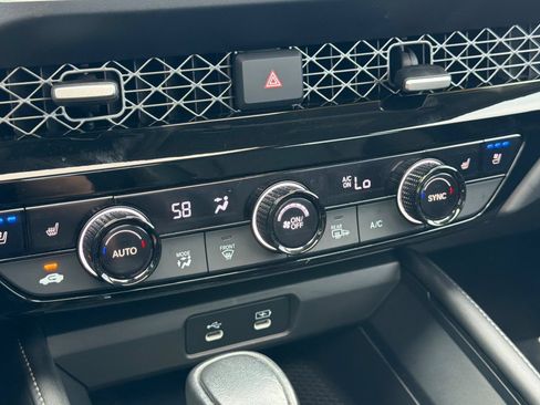 Used 2024 Honda Accord Touring image 19