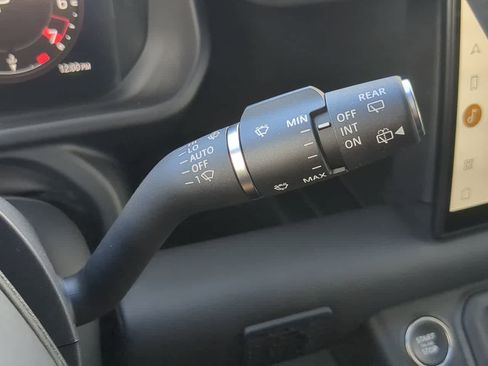 Used 2025 Land Rover Defender 130 Outbound image 28