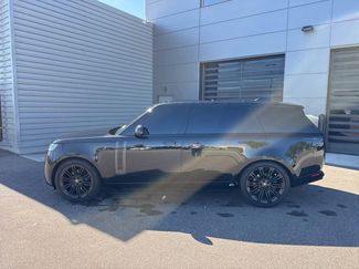 Used 2024 Land Rover Range Rover Long Wheelbase SE AWD/4WD video 2