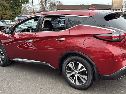 Used 2019 Nissan Murano S image 22