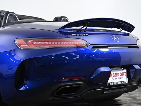 Used 2018 Mercedes-Benz AMG GT C image 6