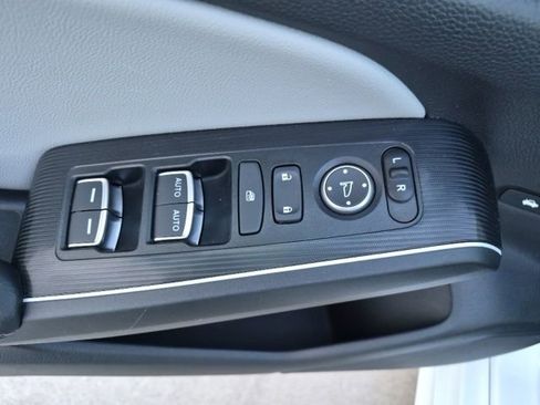 Certified 2025 Honda Civic Sport image 16