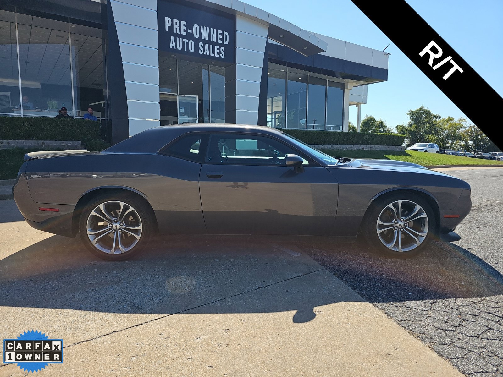 Used 2020 Dodge Challenger R/T RWD image 2