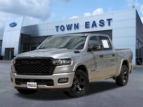 Used 2025 RAM 1500 Lone Star AWD/4WD image 1