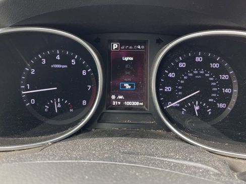 Used 2017 Hyundai Santa Fe SE w/ SE Ultimate Tech Package 03 image 7