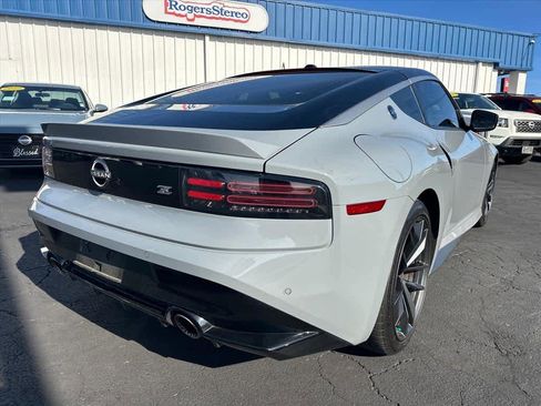 Used 2023 Nissan Z Performance w/ Floor Mat Package (L93) image 3