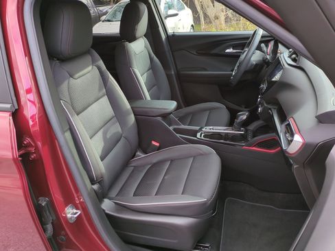 Certified 2023 Chevrolet TrailBlazer RS w/ Convenience Package image 27