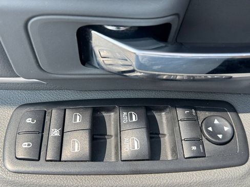 Used 2018 RAM 2500 Big Horn AWD/4WD image 15