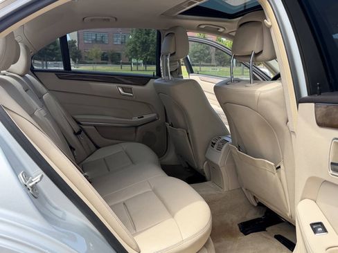 Used 2014 Mercedes-Benz E 350 Sedan image 10