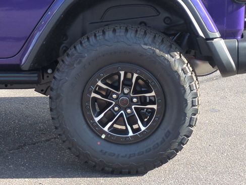New 2026 Jeep Wrangler Unlimited Rubicon AWD/4WD image 26
