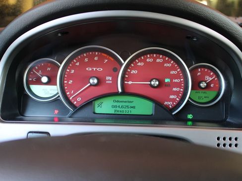 Used 2006 Pontiac GTO image 14