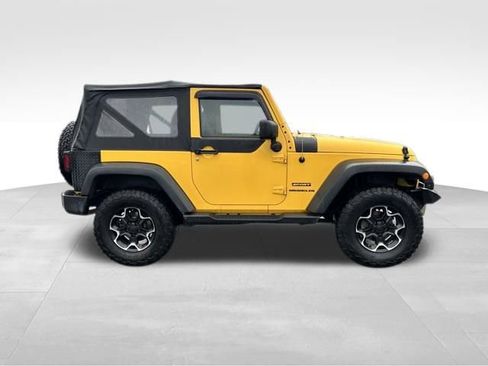Used 2015 Jeep Wrangler Sport w/ Connectivity Group image 9
