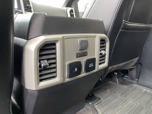 Used 2020 Ford F150 Lariat w/ Equipment Group 502A Luxury AWD/4WD image 10