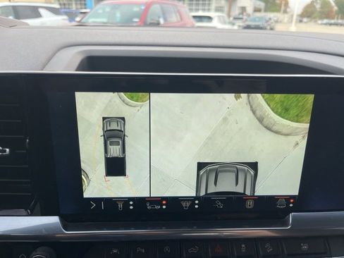 Used 2024 Chevrolet Silverado 1500 LTZ w/ LTZ Convenience Package II image 28