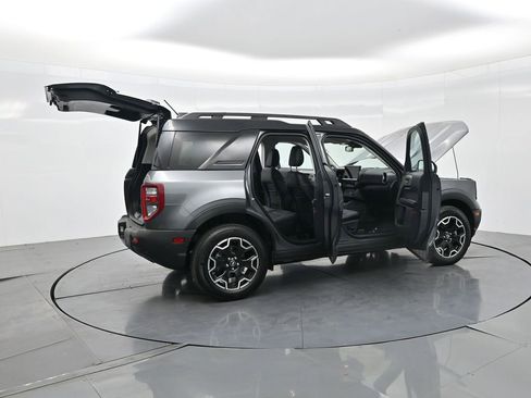 Used 2025 Ford Bronco Sport Outer Banks image 34