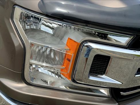 Certified 2018 Ford F150 XLT AWD/4WD image 27