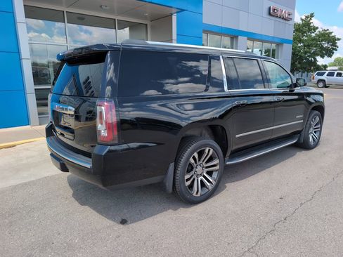 Used 2017 GMC Yukon XL Denali w/ Open Road Package AWD/4WD image 8