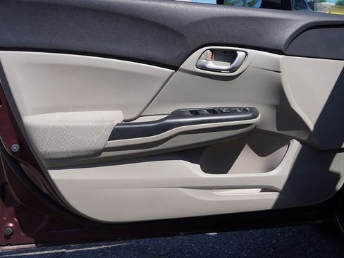Used 2012 Honda Civic LX image 11