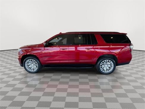 Certified 2023 Chevrolet Suburban RST w/ Luxury Package image 6