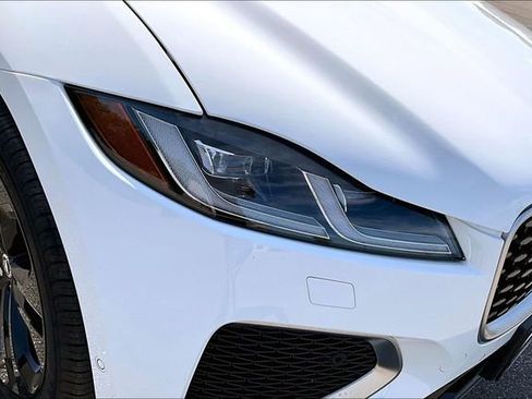 Used 2026 Jaguar F-PACE R-Dynamic S image 27