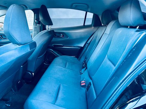 Used 2023 Toyota Prius LE FWD image 25