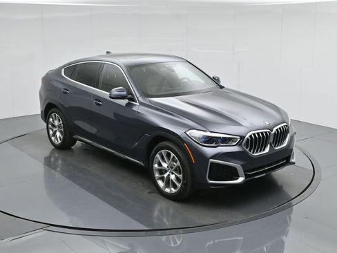 Used 2022 BMW X6 xDrive40i w/ Executive Package image 41