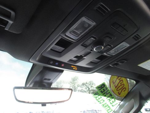 Used 2022 Chevrolet Tahoe High Country image 31