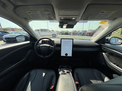 Certified 2022 Ford Mustang Mach-E Premium image 22