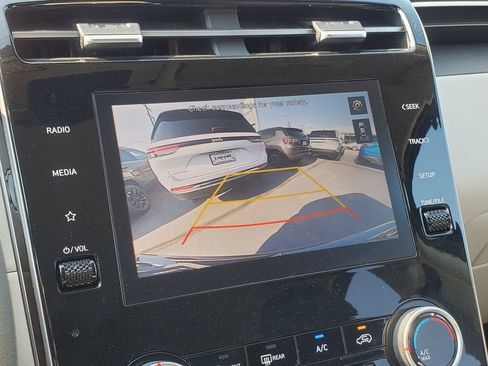 Used 2022 Hyundai Tucson SEL w/ Cargo Package AWD/4WD image 17