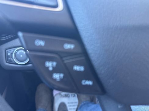 Used 2019 Ford Escape SE AWD/4WD image 20